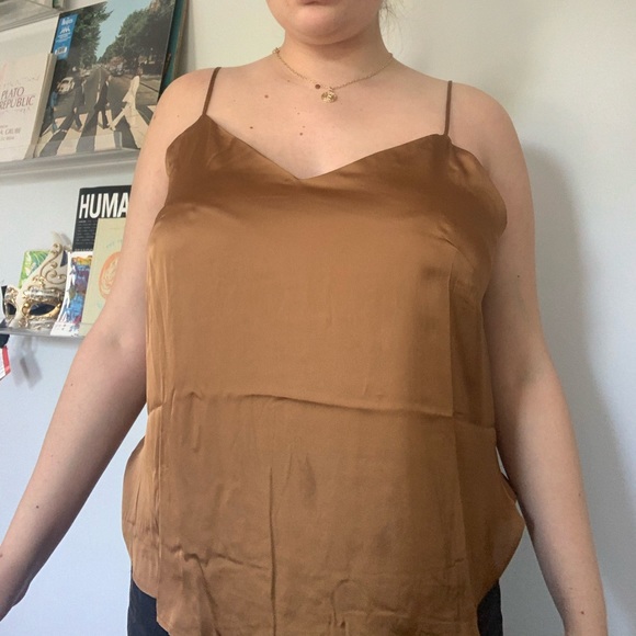 silk top - Picture 3 of 6